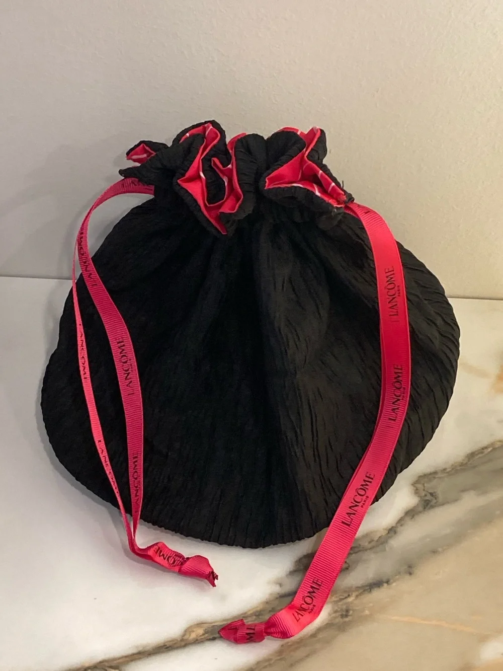 Lancome Black Drawstring Cosmetic Pouch with Pink Ribbon Brand New